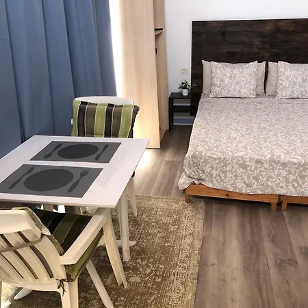 Brisas Apartamento *