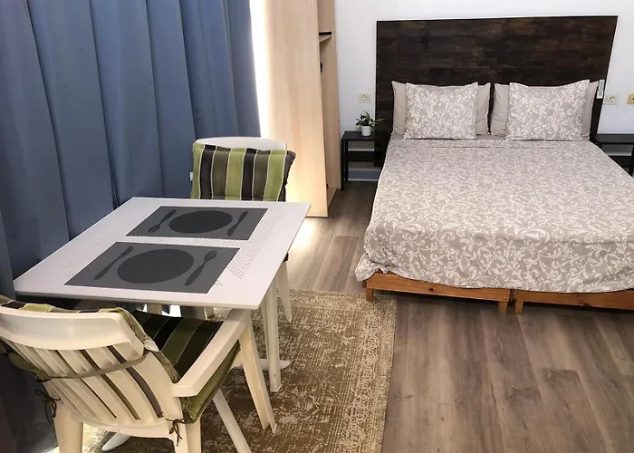 Brisas Apartamento *